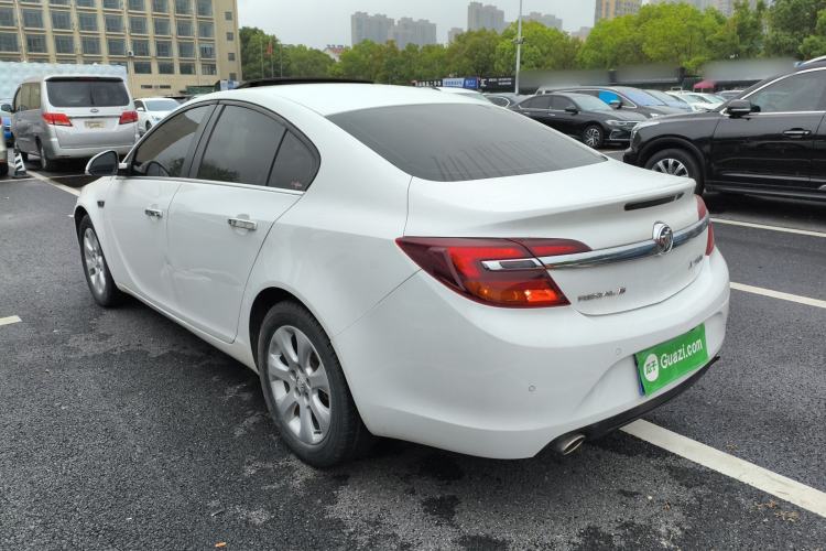 Used Buick Regal 2015 1.6T Leading Technology Model Rear Left 45 Deg