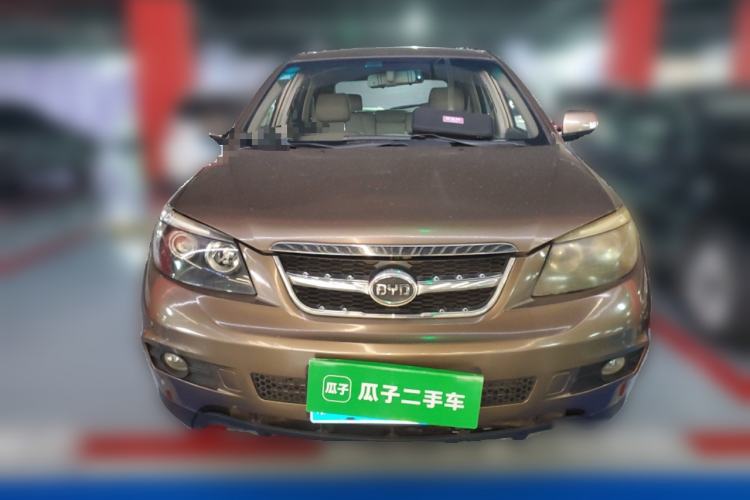 Used BYD S6 2012 2.4L Automatic Luxury Edition Front