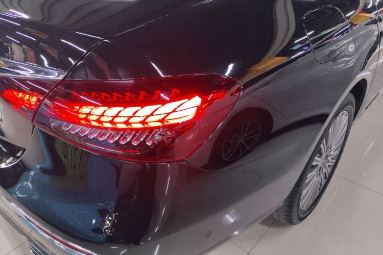 Used Mercedes-Benz E-Class 2023 Updated E 300 L Fashion Edition
