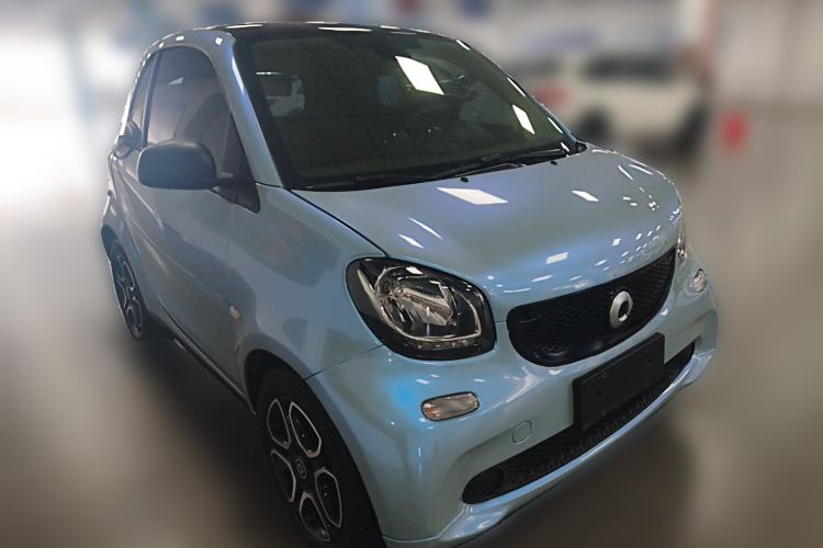 Used smart fortwo 2019 0.9T 66kW Hardtop Wind Power Edition China VI Front Right 45 Deg