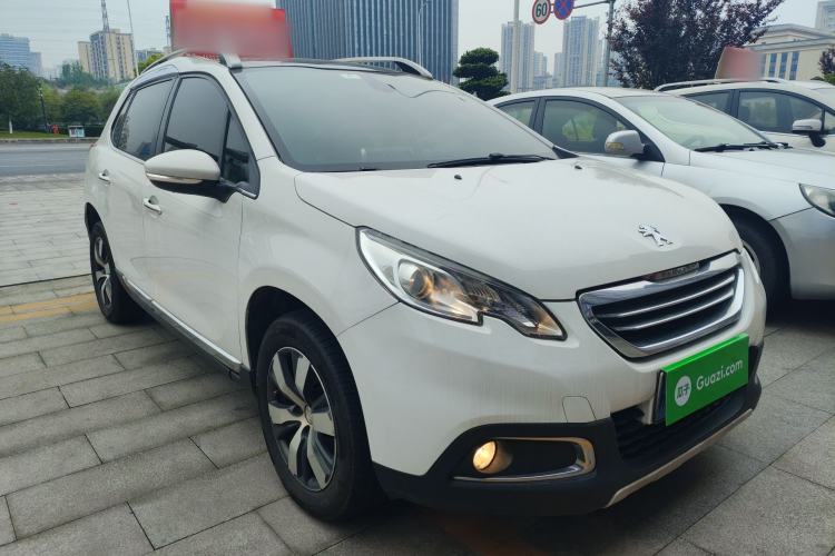 Used Peugeot 2008 2014 1.6L Automatic Navigation Edition Front Right 45 Deg