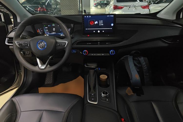 Used Buick Velite 6 2023 430km Range Commuter Version

