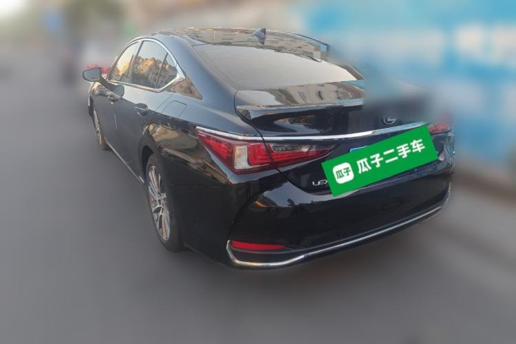Used Lexus ES 2018 300h Premium Edition China V Standard
