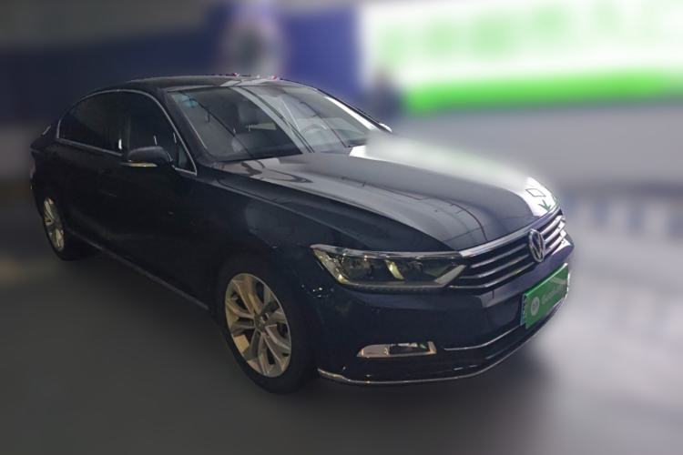 Used Volkswagen Magotan 2018 Facelift 330TSI DSG Luxury Model
