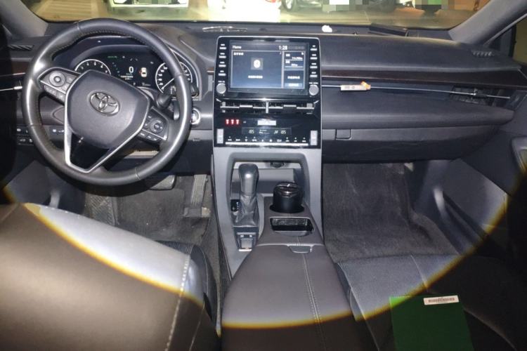 Used Toyota Avalon 2019 2.0L XLE Premium Edition China VI