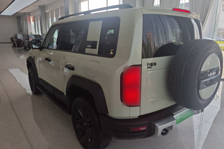 Used Formula Leopard 5 2023 Explore Edition Rear Left 45 Deg