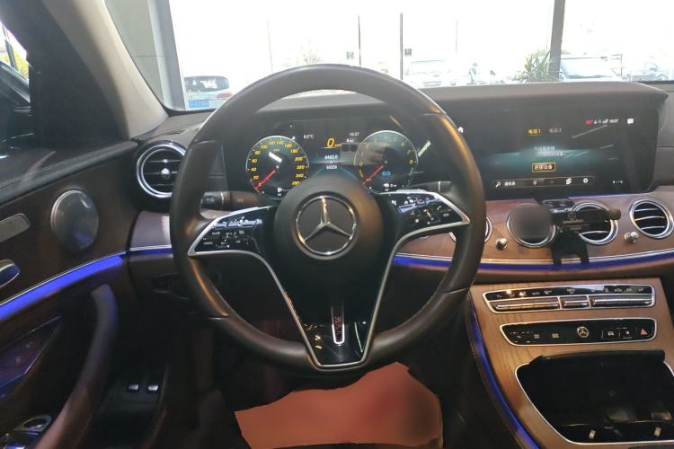 Used Mercedes-Benz E-Class New Energy 2023 E 350 e L Plug-in Hybrid Sports Sedan