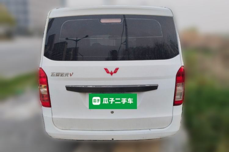Used Wuling Rongguang V 2015 1.5L Base Version
