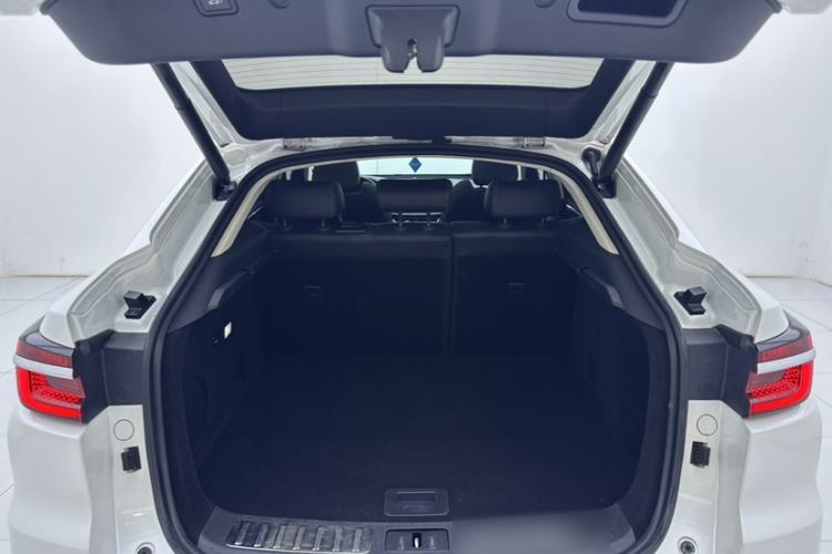 Used CHANGAN CS85 COUPE 2019 2.0T Automatic Smart Version China V Standard