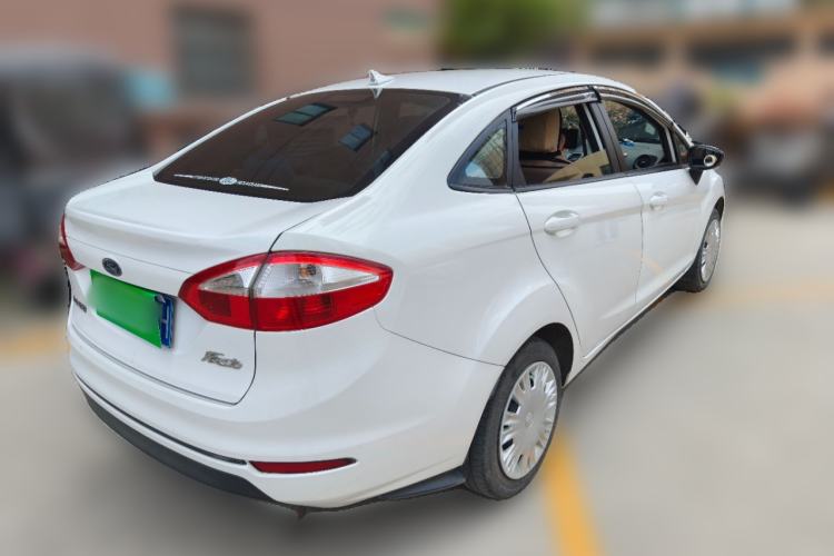 Used Ford Fiesta 2013 Sedan 1.5L Manual Fashion Edition Rear Right 45 Deg