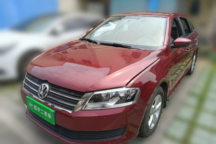 Used Volkswagen Gran Lavida 2013 1.6L Automatic Fashion Model