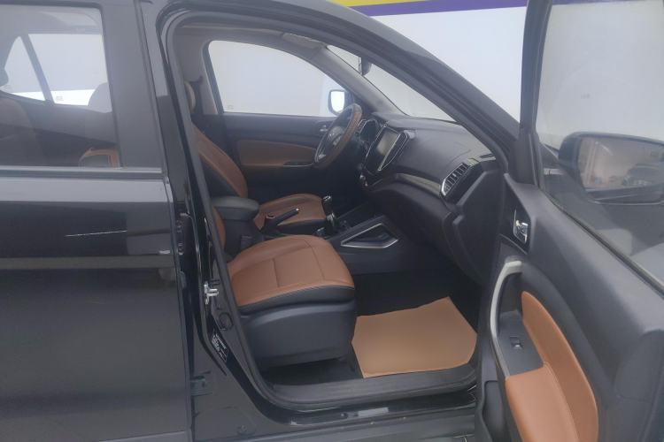 Used Oshan CX70 2016 1.6L Manual Smart Connect Version