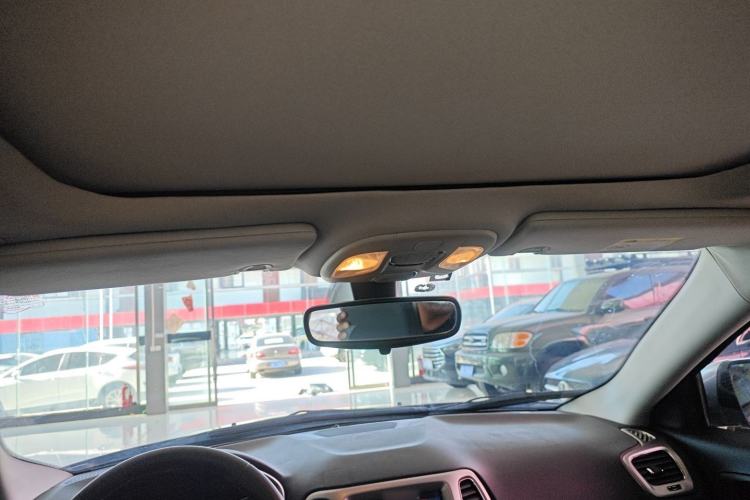 Used Jeep Compass 2017 200T Automatic Family Edition
