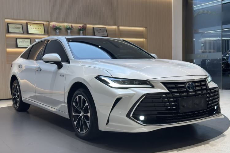 Used Toyota Avalon 2023 Dual-Engine 2.5L Luxury Edition Exterior 10
