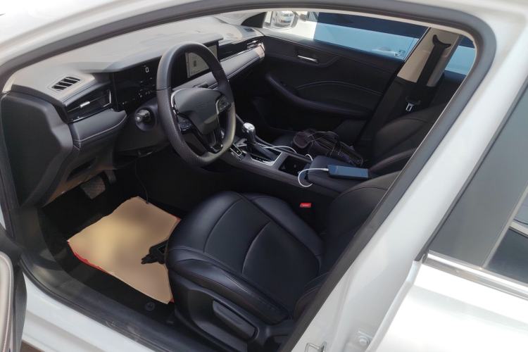 Used Roewe i5 2023 1.5L CVT Luxury Edition