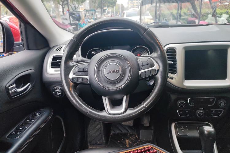 Used Jeep Compass 2017 200T Automatic Family Edition