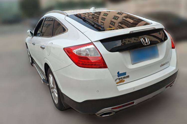 Used Honda Crosstour 2014 2.4L Luxury Edition