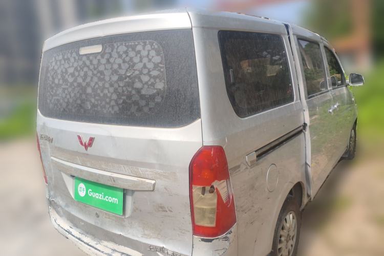 Used Wuling Rongguang V 2019 1.5L Standard Version China VI LAR
