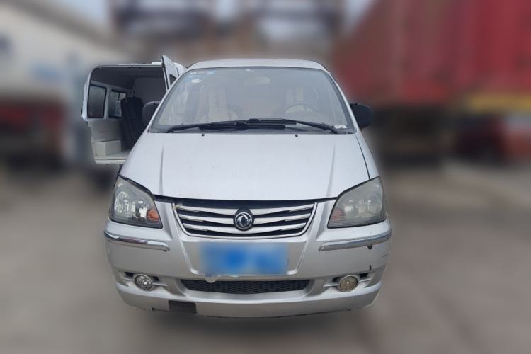 Used FORTHING Lingzhi 2013 M3 1.6L 7-seat Standard Model
