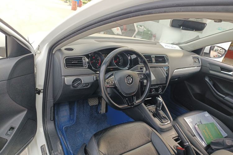 Used Volkswagen Sagitar 2018 1.6L Automatic Comfort Model
