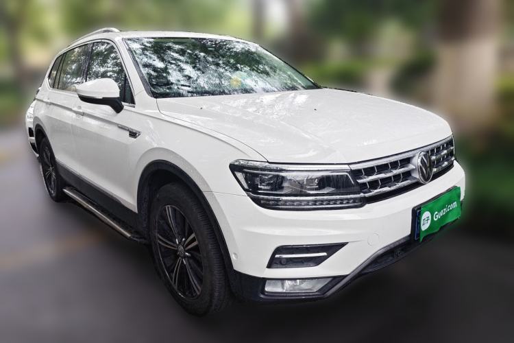 Used Volkswagen Tiguan L 2017 330TSI Automatic Two-Wheel Drive Flagship Edition Front Right 45 Deg