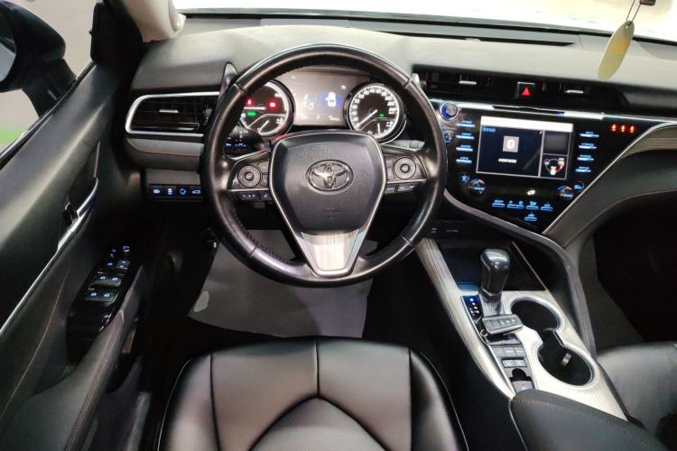 Used Toyota Camry 2018 Dual-Engine 2.5 HG Luxury Edition