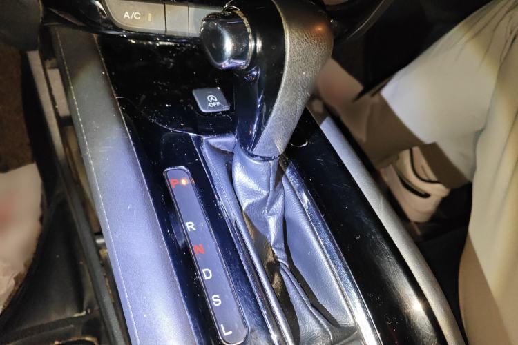 Used Honda Vezel 2016 1.8L CVT Front-Wheel Drive Pioneer Edition
