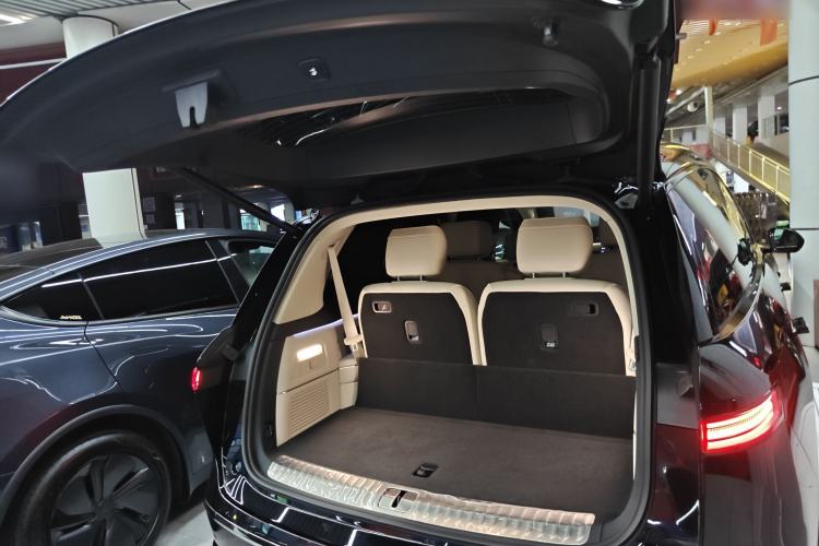 Used Nio ES8 2026 Model 6-seat Executive Signature Edition Trunk