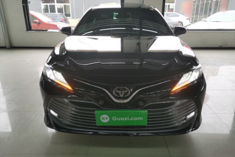 Used Toyota Camry 2019 Revised Version 2.0G Luxury Edition
