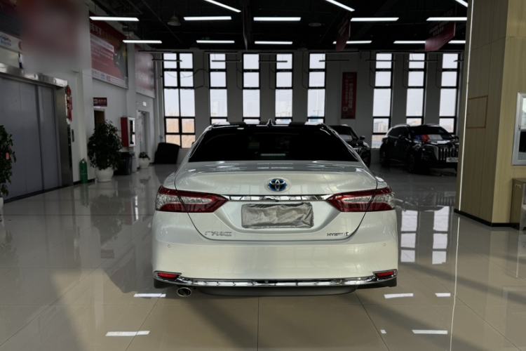 Used Toyota Camry 2023 Dual-Motor 2.5HG Luxury Edition
