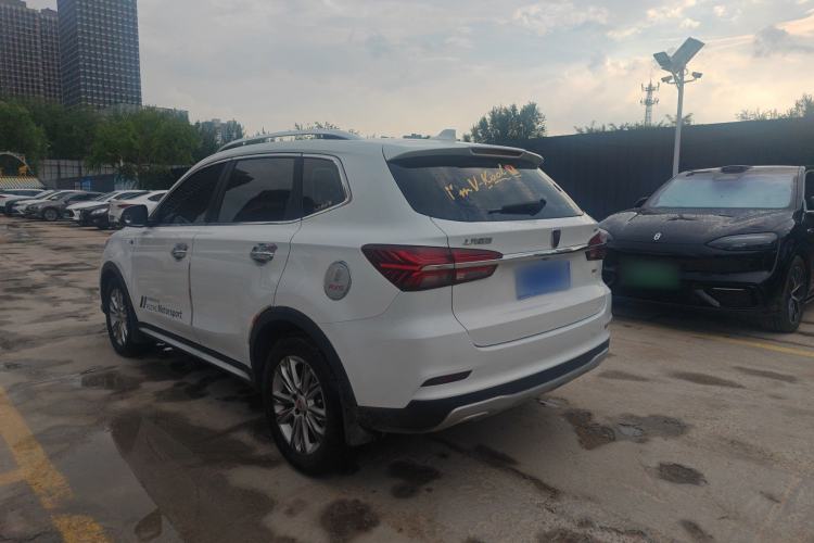 Ojetý Roewe RX5 2018 20T Two-Wheel Drive Manual Flagship Edition