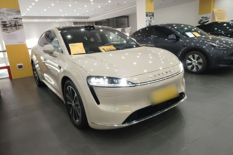 Used Hima Luxeed R7 2025 Range-Extended Version 251 km Max
