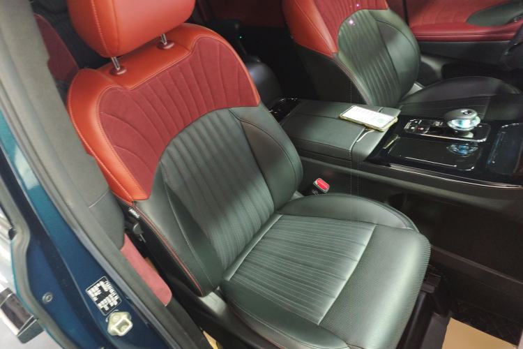 Used GAC Trumpchi M8 2023 Zongshi Series Dual-Motor Supreme Edition