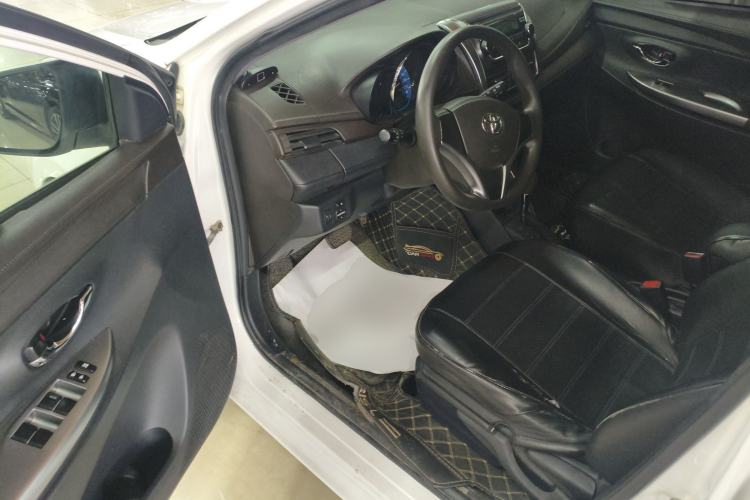 Used Toyota YARiS L Zhi Xuan 2015 1.5E Automatic Charm Edition