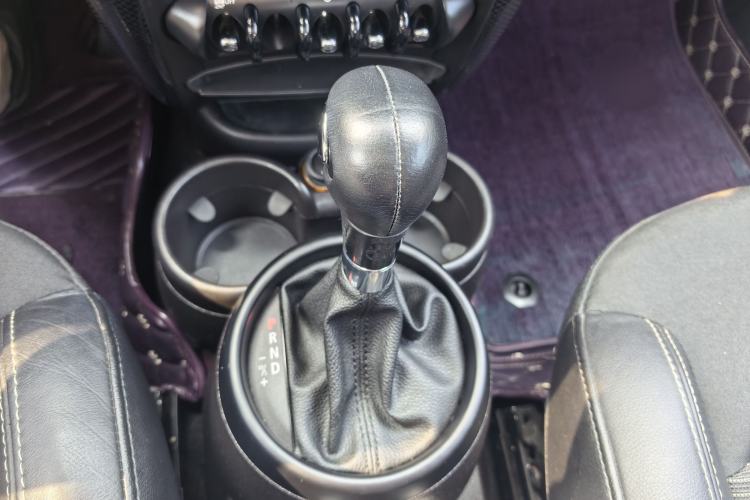 Used MINI Countryman 2014 1.6L COOPER Fun Gear Lever