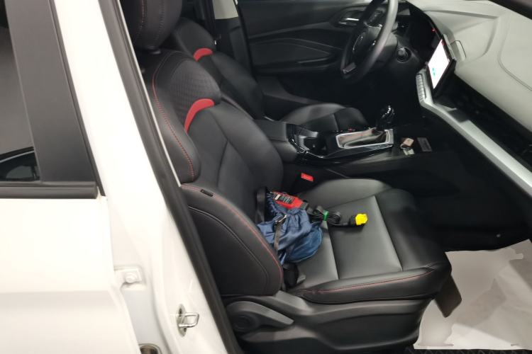 Used MG 5 2022 180 DVVT CVT Youth Luxury Edition
