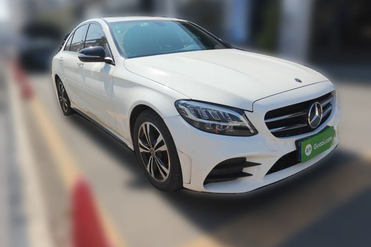 Used Mercedes-Benz C-Class 2019 C 260 Sport Edition Front Right 45 Deg