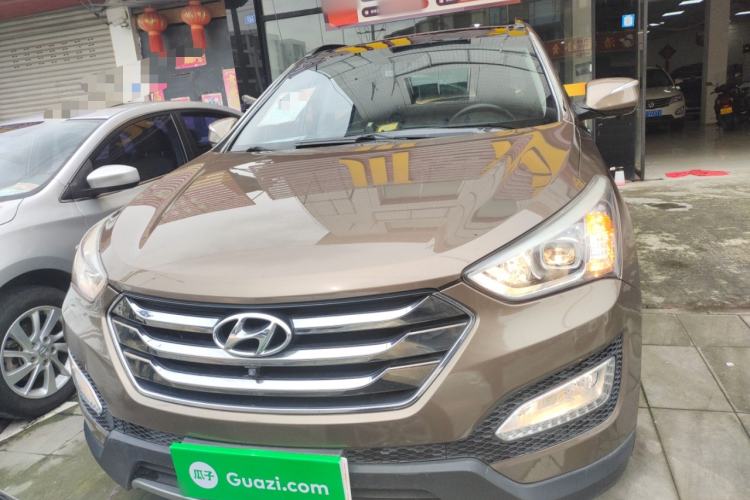 Used Hyundai Santa Fe 2013 2.4L Automatic Two-Wheel Drive Smart Version