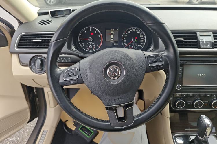 Used Volkswagen Passat 2015 1.8TSI DSG Prestige Edition
