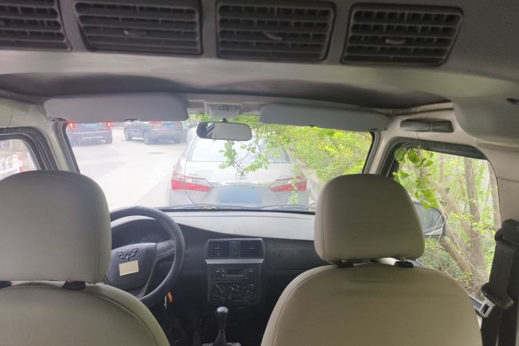 Used Wuling Rongguang 2011 1.2L Base Version