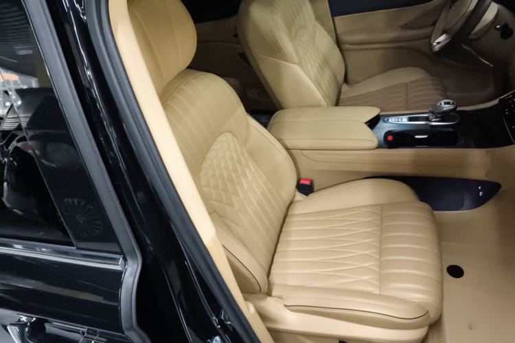 Used VOYAH Dream 2024 PHEV Ultra-Long Range Flagship Edition
