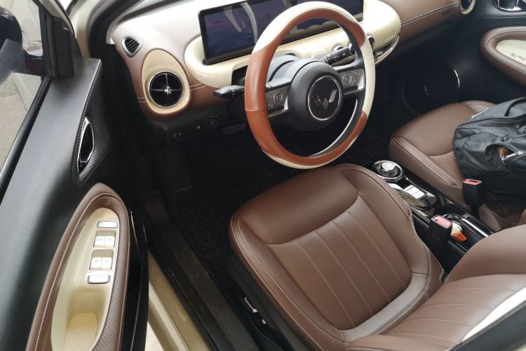 Used Wuling Bingo 2023 410 km Lingxi Deluxe Edition
