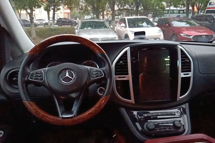 Used Mercedes-Benz V-Class  Steering Wheel