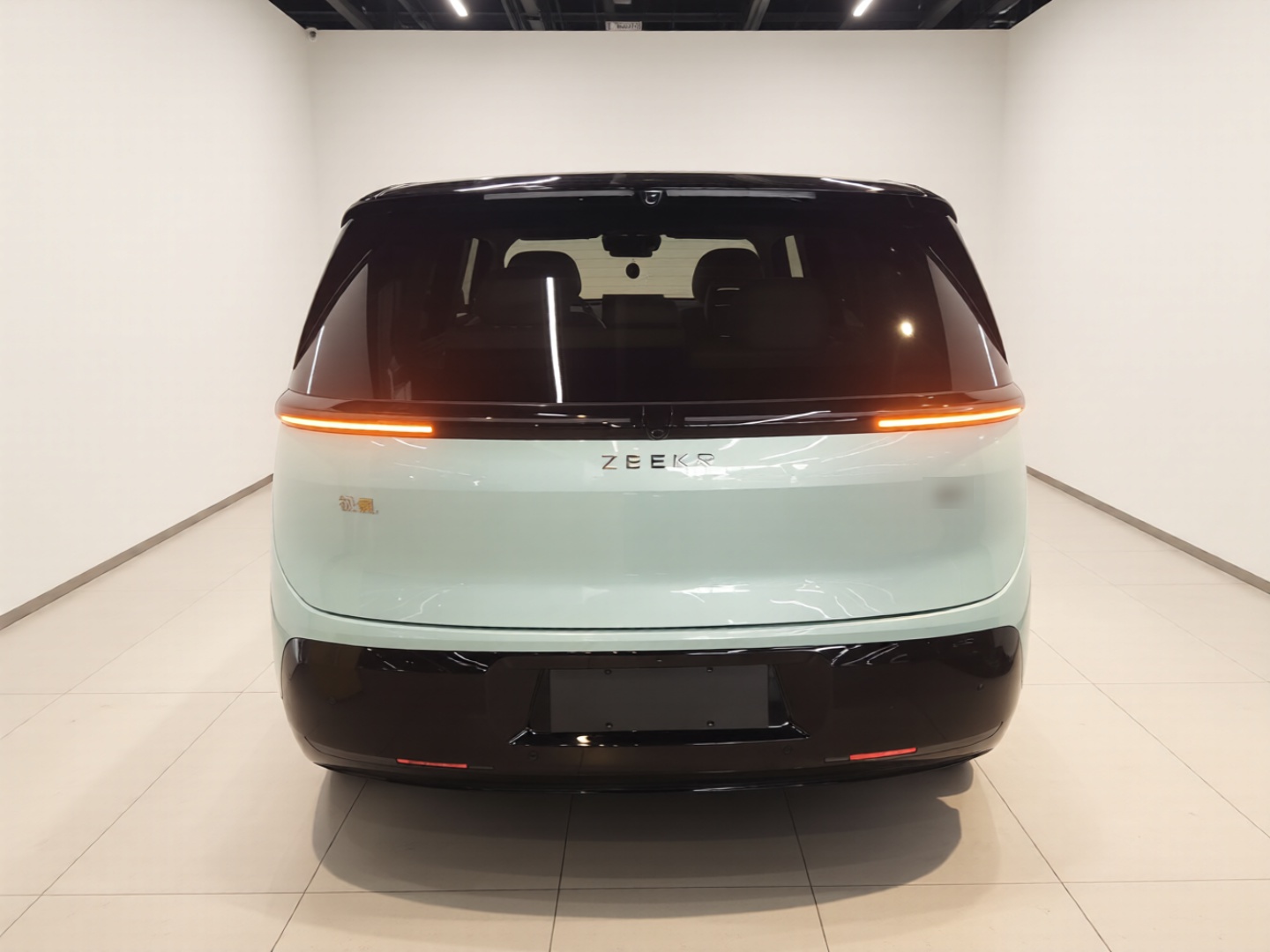 Zeekr MIX 2025 Intelligent Driving Version — снимка 5