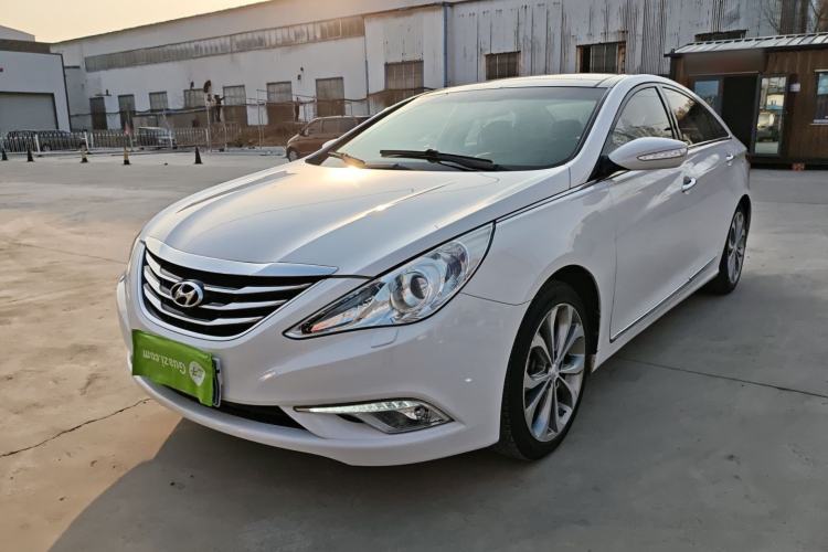 Used Hyundai Sonata 2014 2.4L Automatic Luxury Version China IV Standard