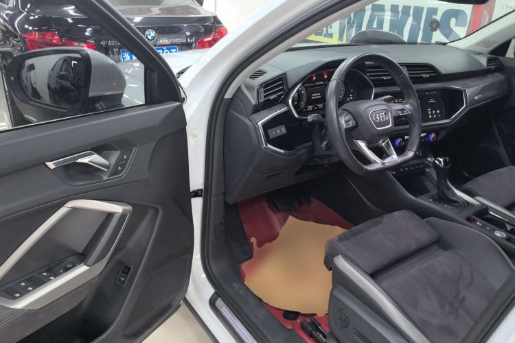 Used Audi Q3 2023 35 TFSI Fashion Dynamic Model (1.5T)