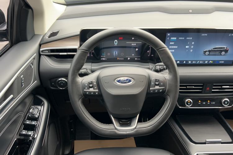 Used Ford Edge 2021 PLUS EcoBoost 245 Two-Wheel-Drive Titanium 7-Seater