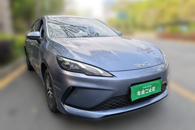 Used BYD Seal 05 DM-i 2026 Model DM-i 210KM Prestigious Version Front Right 45 Deg
