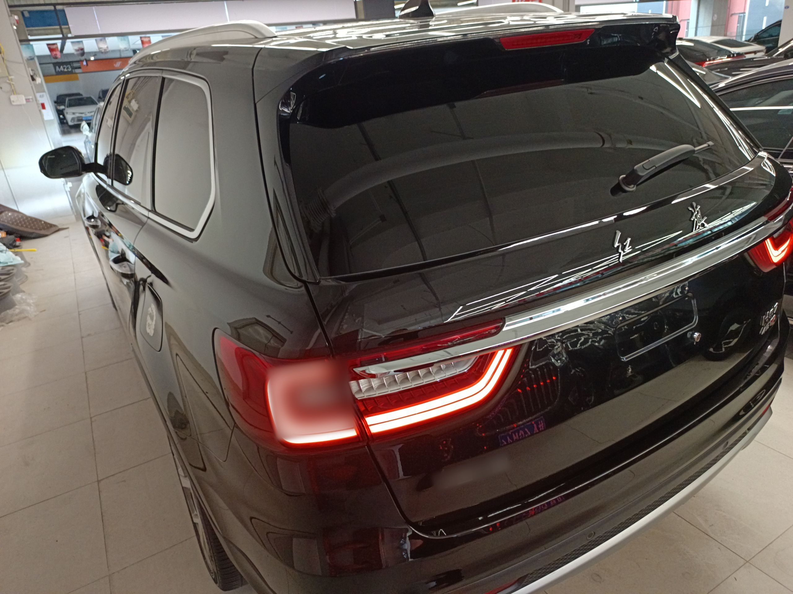 Hongqi HS7 2022 2.0T DCT Two-Wheel Drive Smart Connect Flagship Edition 7 Seats — снимка 4