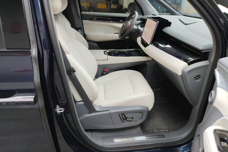 Used Zeekr 009 2022 WE Edition